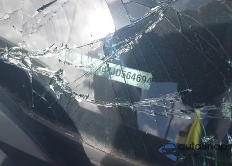 2018 Jeep Cherokee Limited 4X4 из США, поврежденный, VIN 1C4PJMDB4JD564694